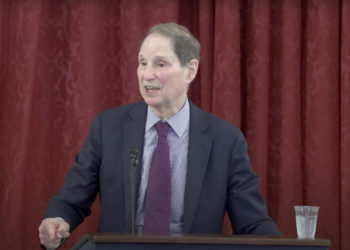 At National Whistleblower Day, Senators Demonstrate Bipartisan Support for Whistleblowers